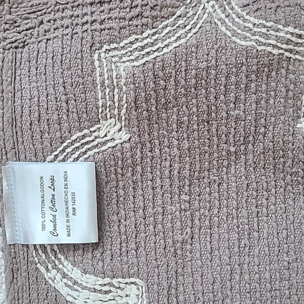 KOHLS PLUSH 2 PIECE MATCHING BATH RUG BUNDLE - Picture 7 of 9